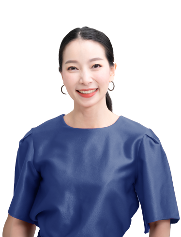 Scrum Essentials Hero - Korean A smiling business professional wearing a blue top